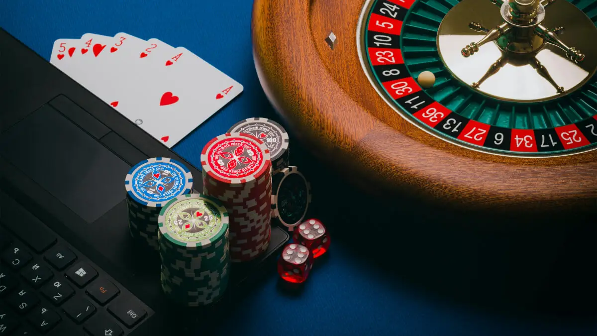 Vad är skillnaden med slots, bordsspel och live casino? illustration